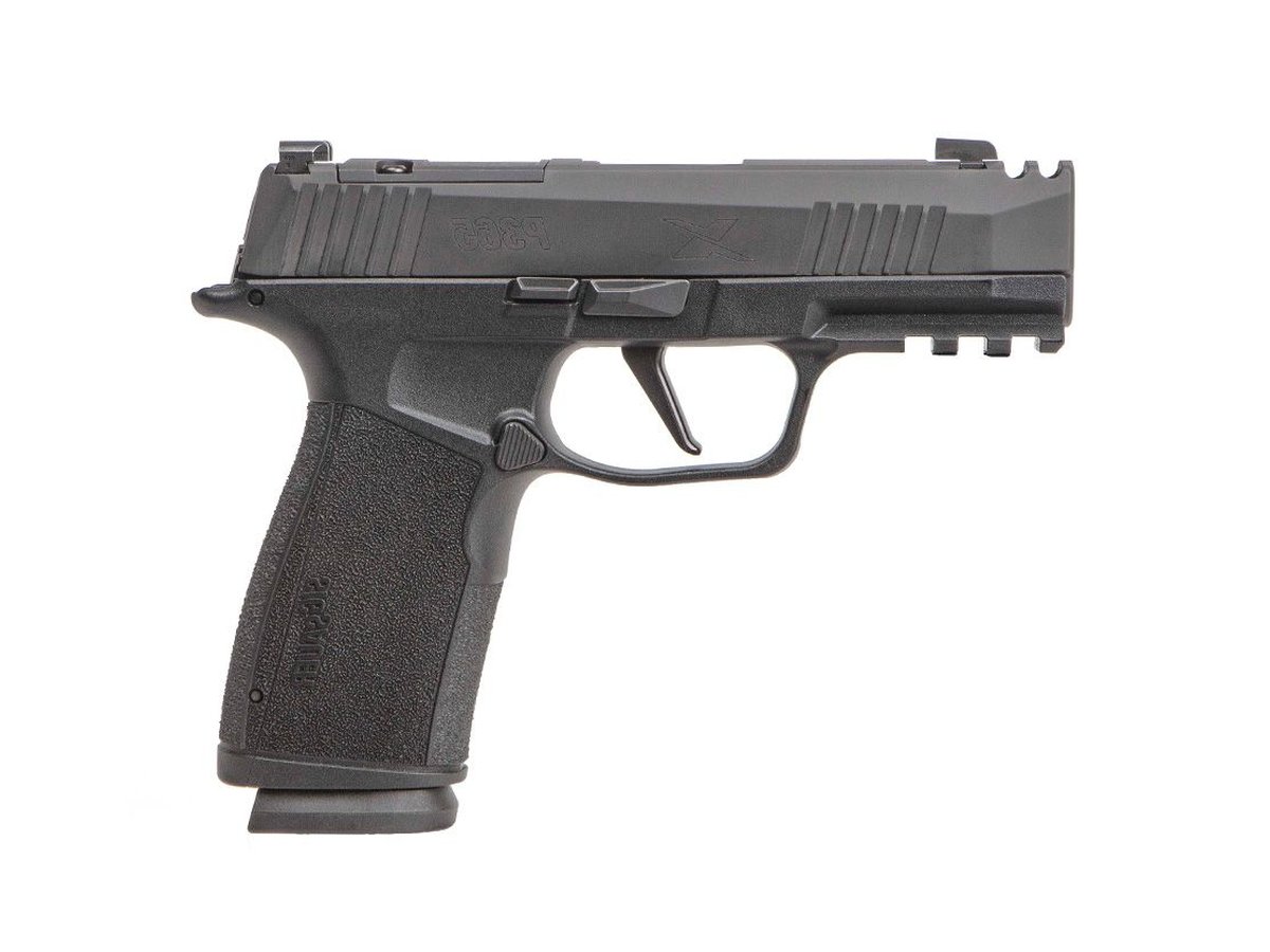 SIG Sauer P365 XMACRO — Everyday Carry